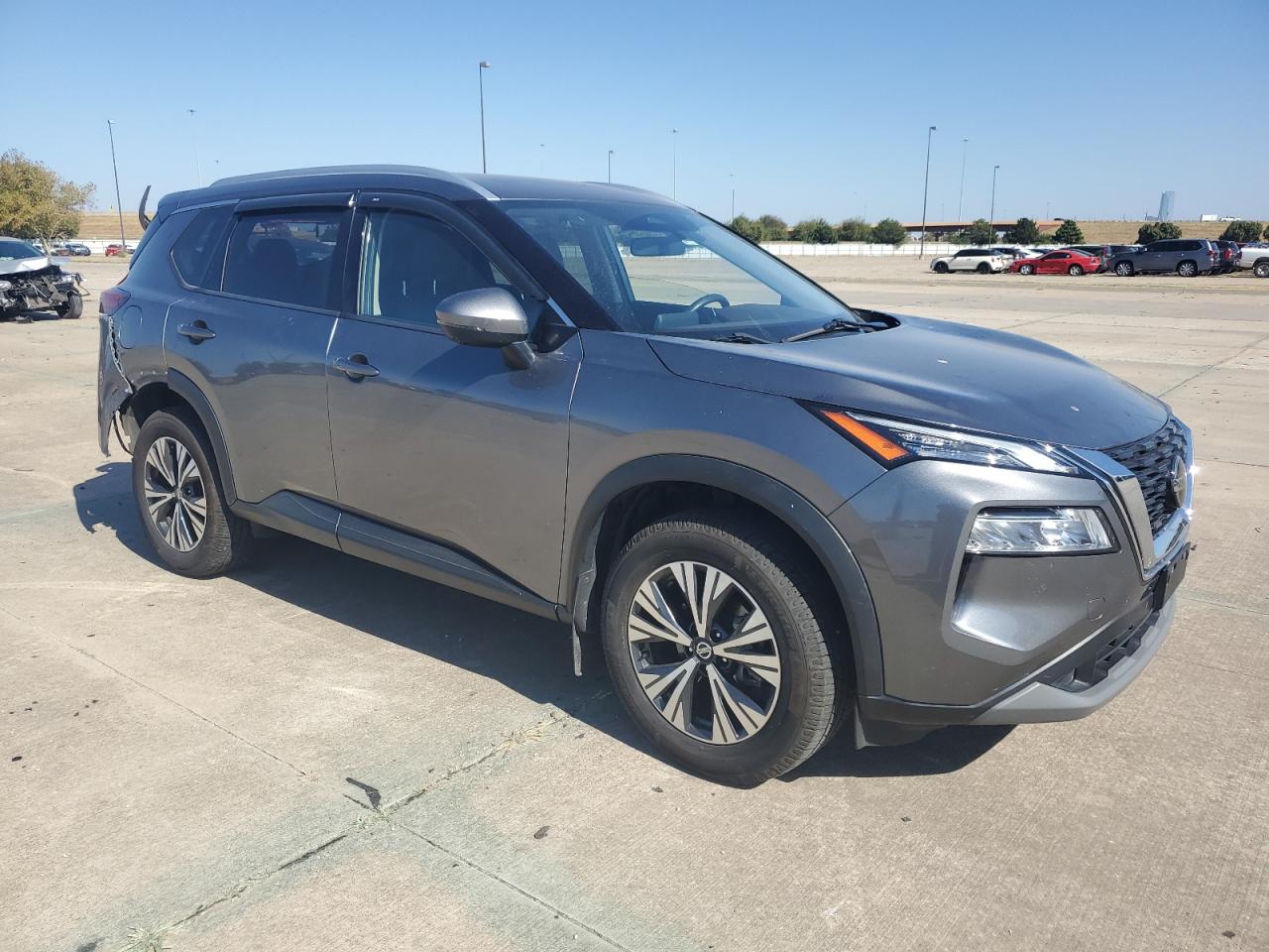 2021 Nissan Rogue - Image 4