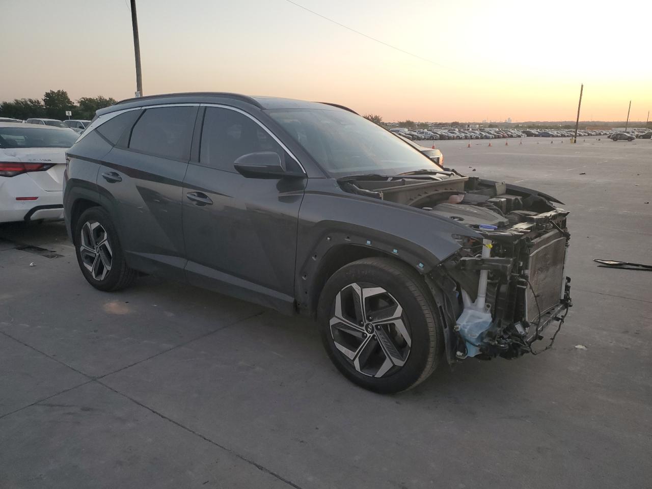 2022 Hyundai Tucson - Image 2