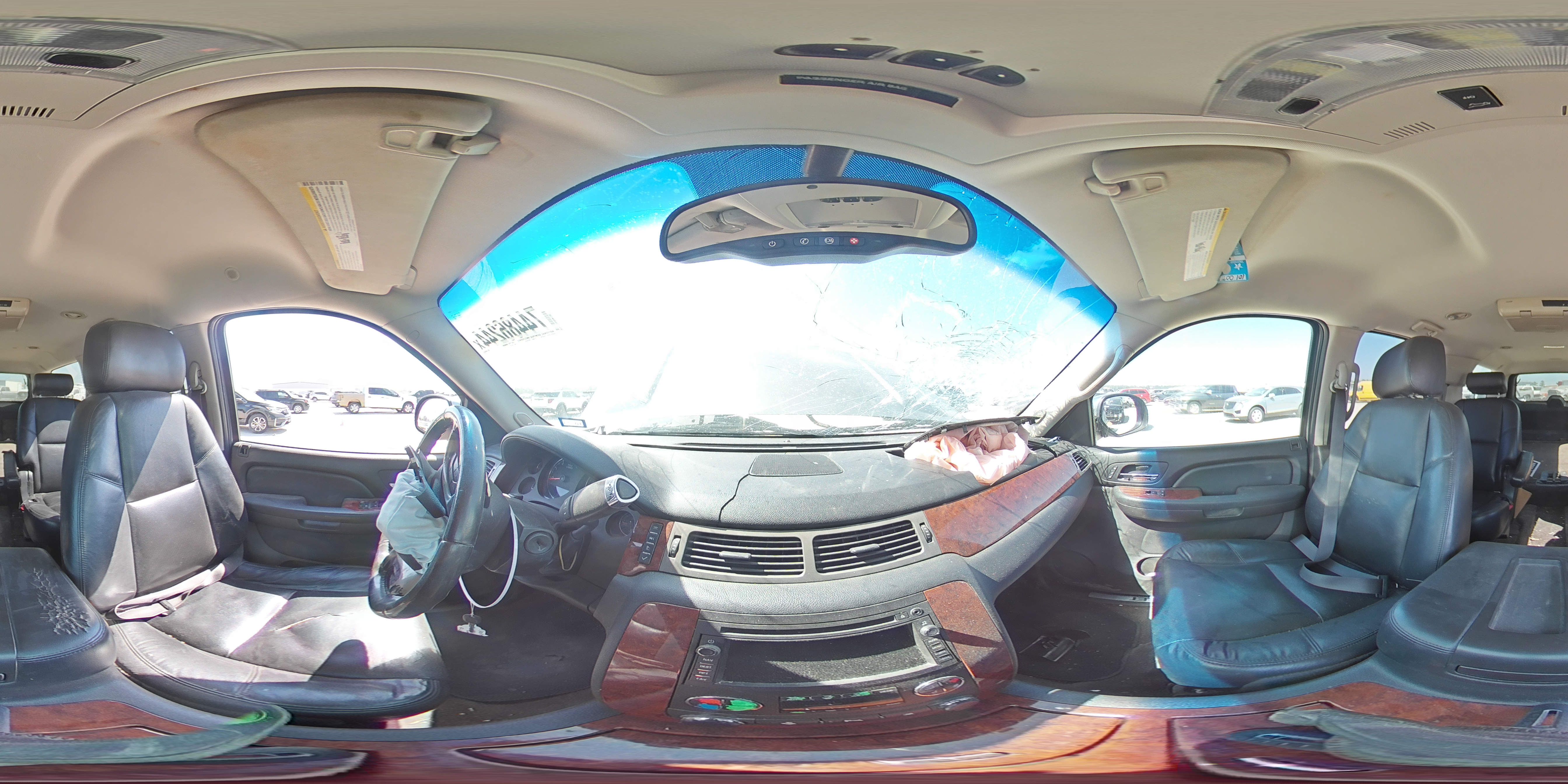 2009 Chevrolet Suburban - Image 13