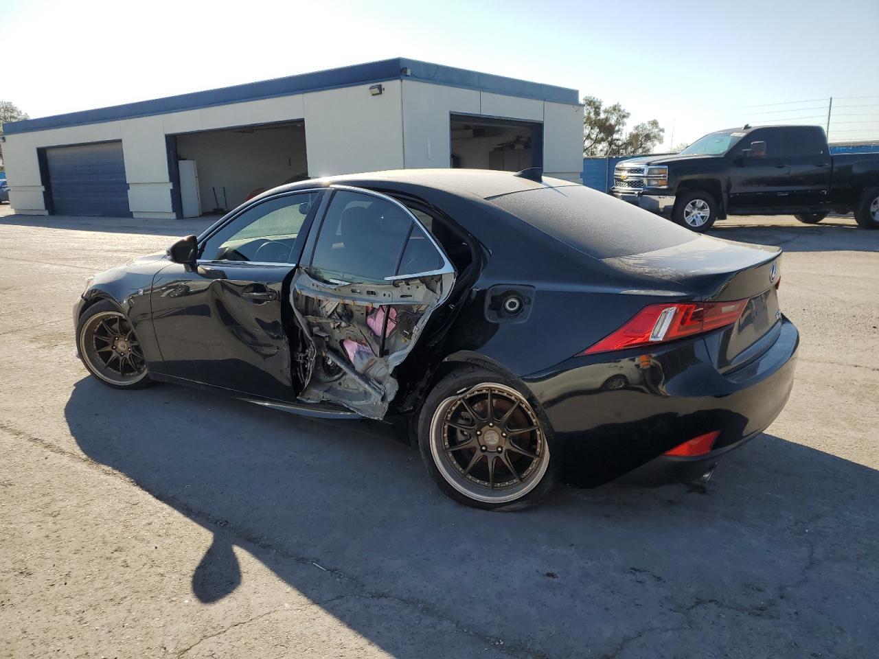 2014 Lexus IS - Image 2