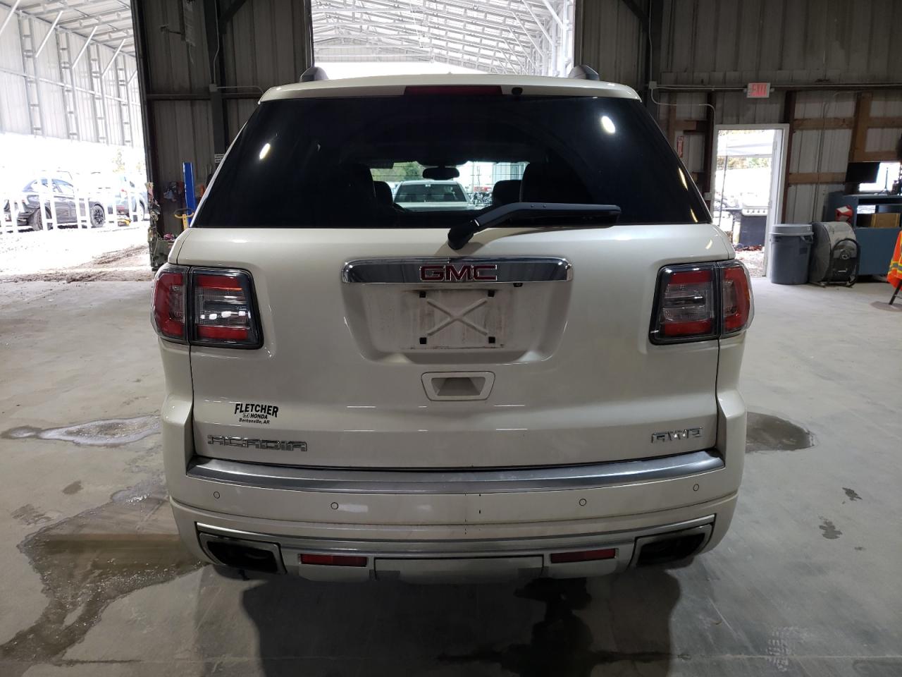 2013 GMC Acadia - Image 6