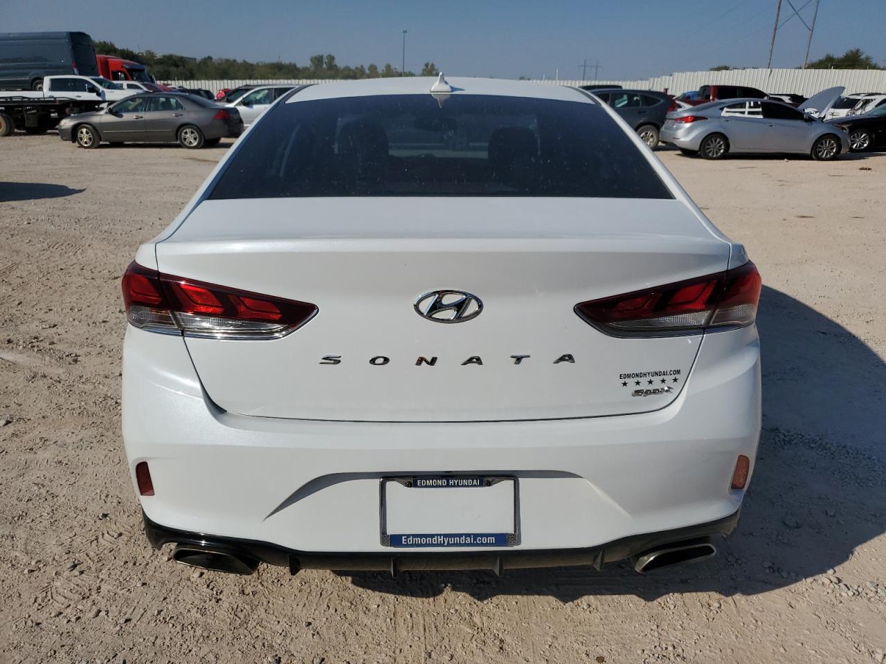 5NPE34AF2JH687008 2018 Hyundai Sonata Sport