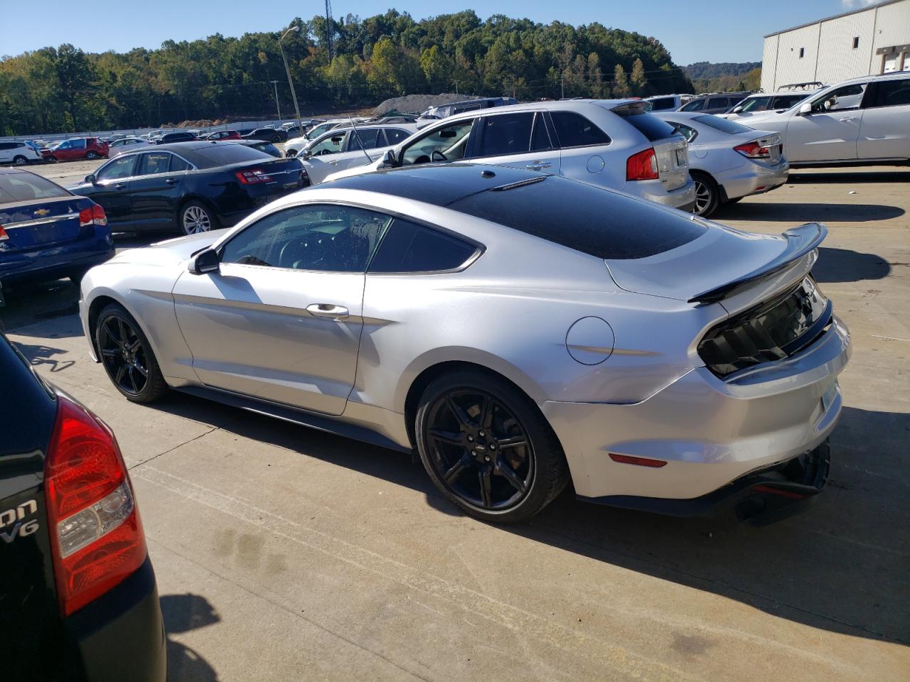 2019 Ford Mustang - Image 2