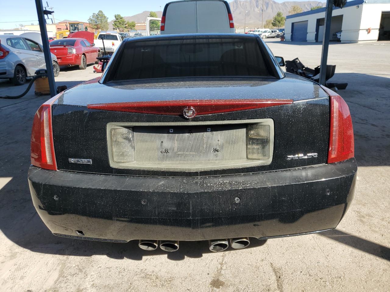 2008 Cadillac Xlr VIN: 1G6YV36AX85600306 Lot: 77781444