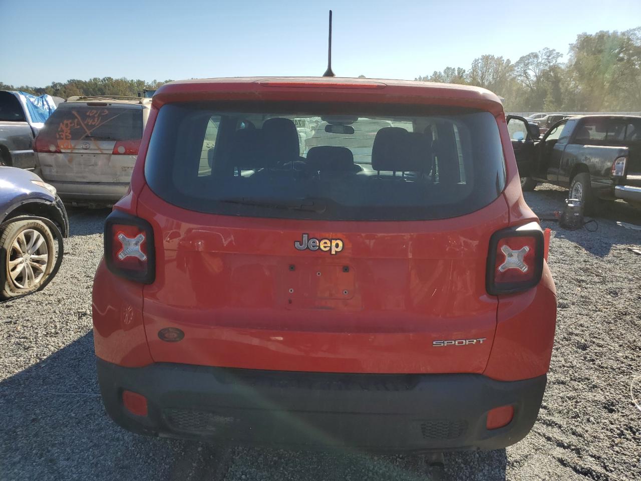 2017 Jeep Renegade Sport VIN: ZACCJAAB4HPE53057 Lot: 74563444