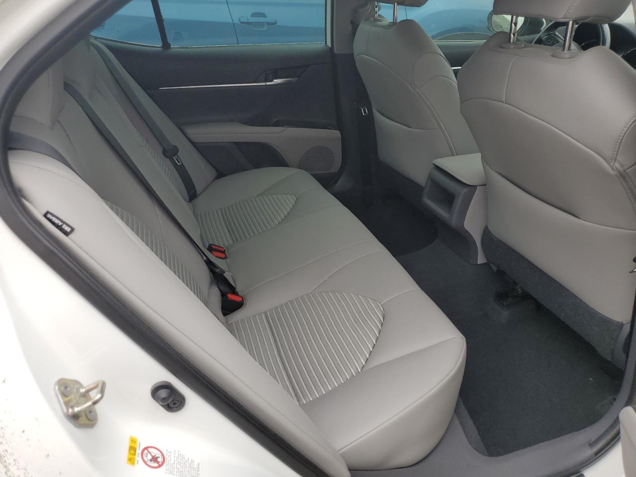 2019 Toyota Camry - Image 10