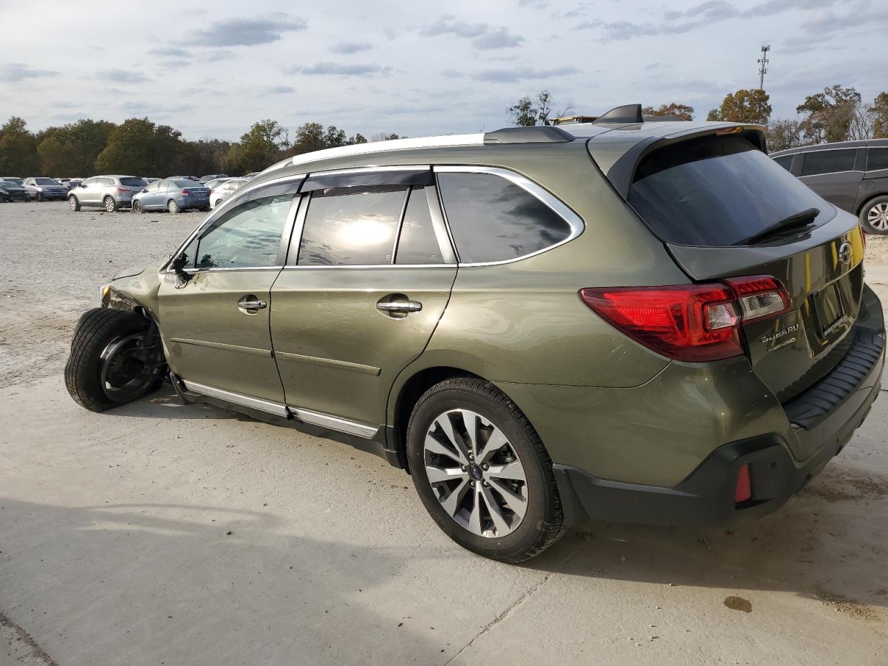 2018 Subaru Outback - Image 2