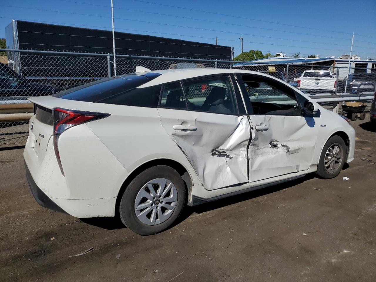 2017 Toyota Prius - Image 3