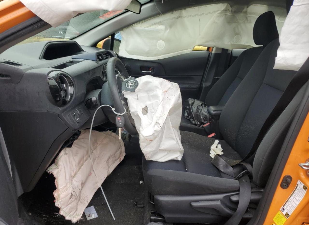 JTDKDTB39F1098146 2015 Toyota Prius C