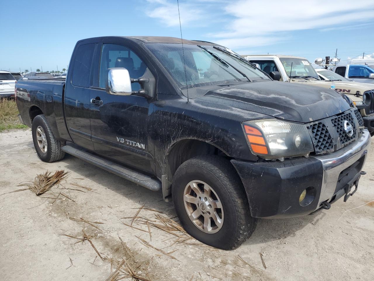 2005 Nissan Titan - Image 4
