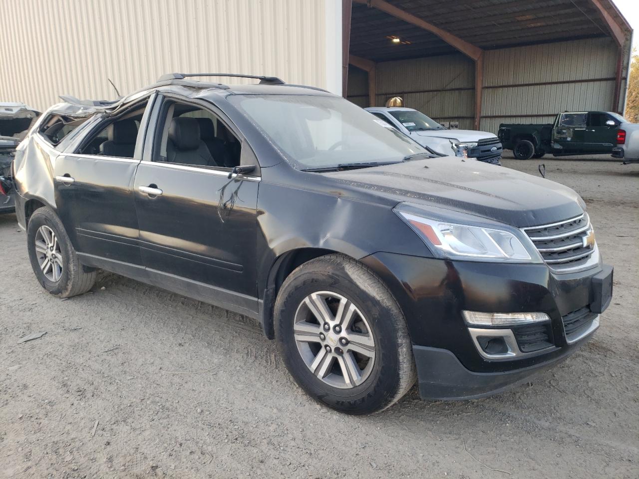 VIN 1GNKVHKD3HJ303263 2017 CHEVROLET TRAVERSE no.4