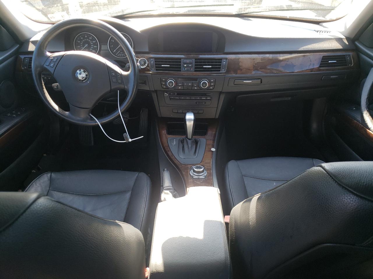 WBAPK5C5XBA654205 2011 BMW 328 Xi Sulev