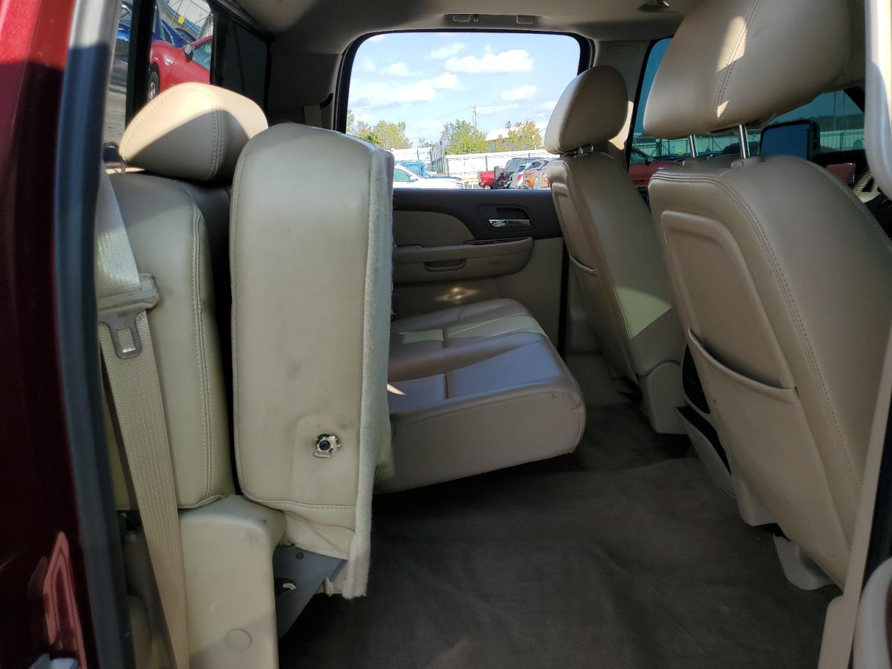 2014 GMC Sierra - Image 10