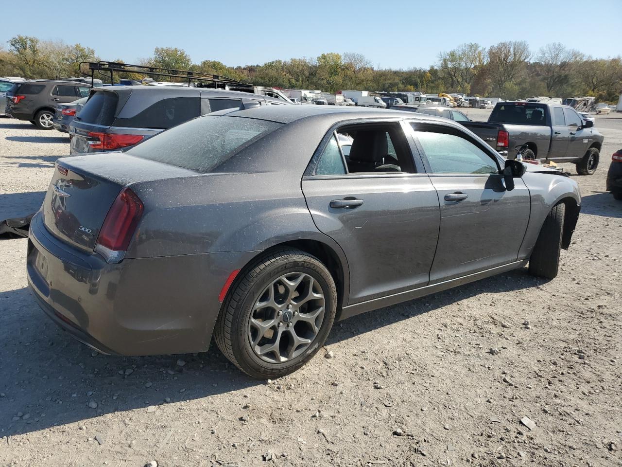 VIN 2C3CCAGG4GH145095 2016 CHRYSLER 300 no.3