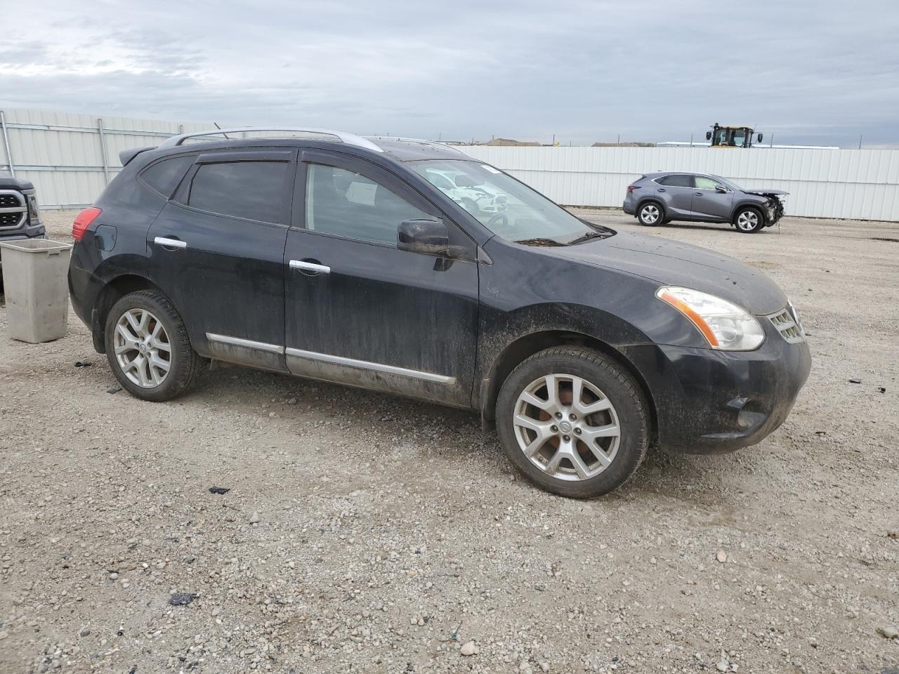 2012 Nissan Rogue - Image 4