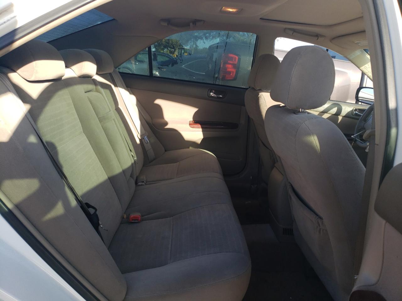 2005 Toyota Camry - Image 10