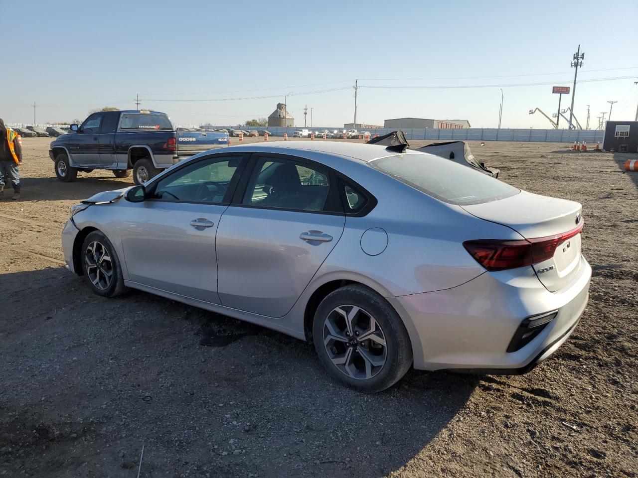 2021 Kia Forte - Image 2
