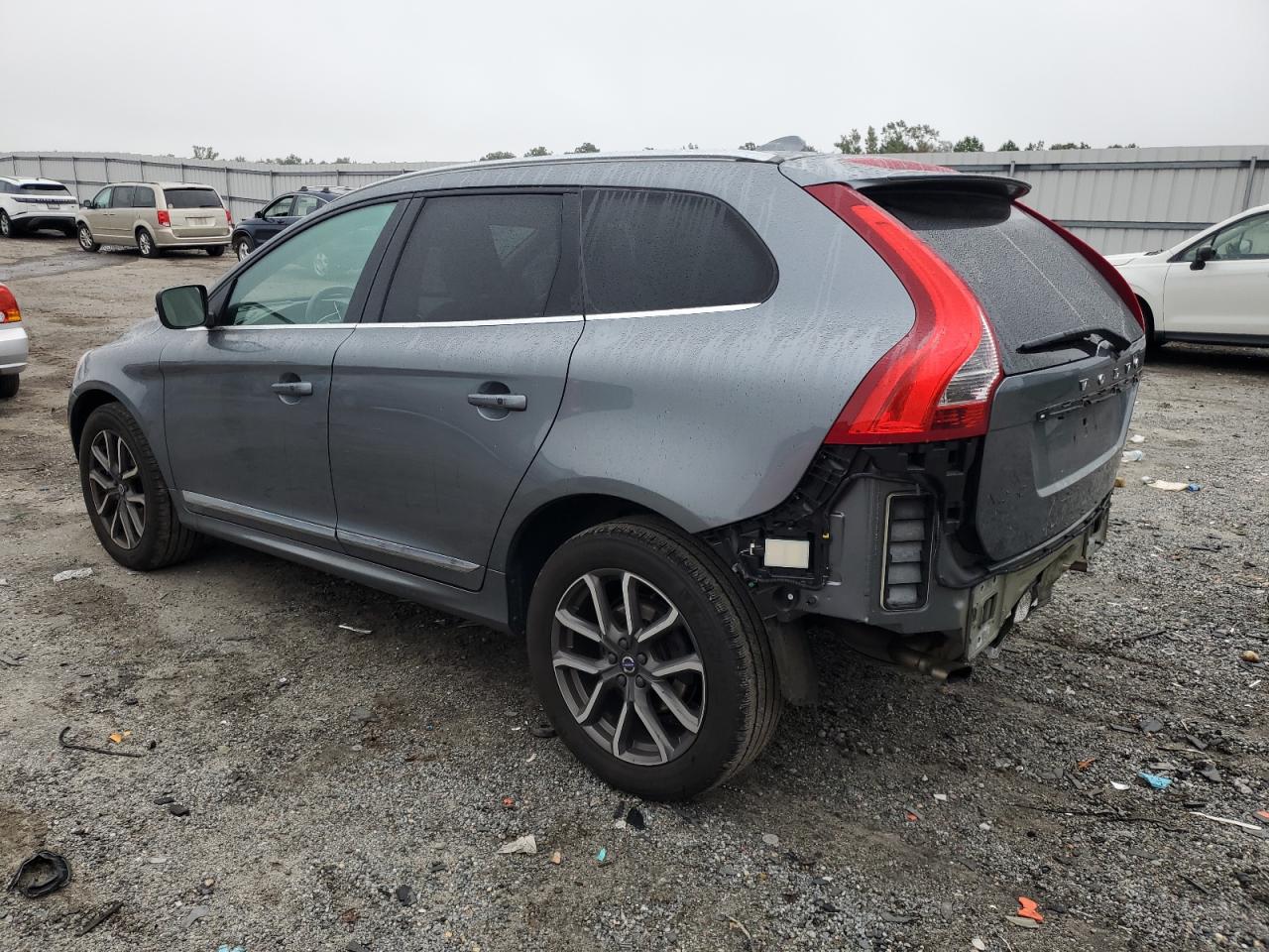 YV440MDM2G2905793 2016 VOLVO XC60 - Image 2