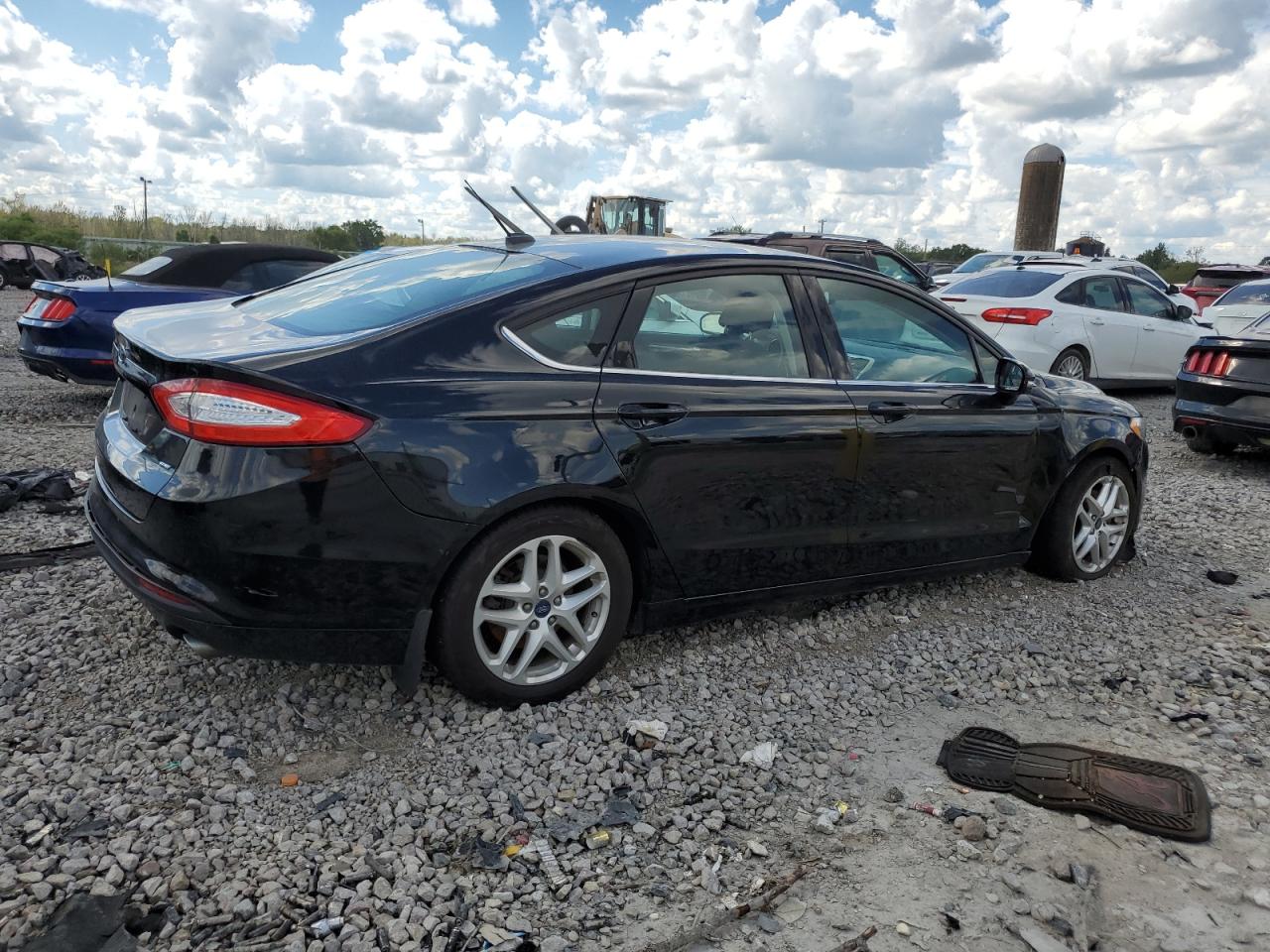2016 Ford Fusion - Image 3