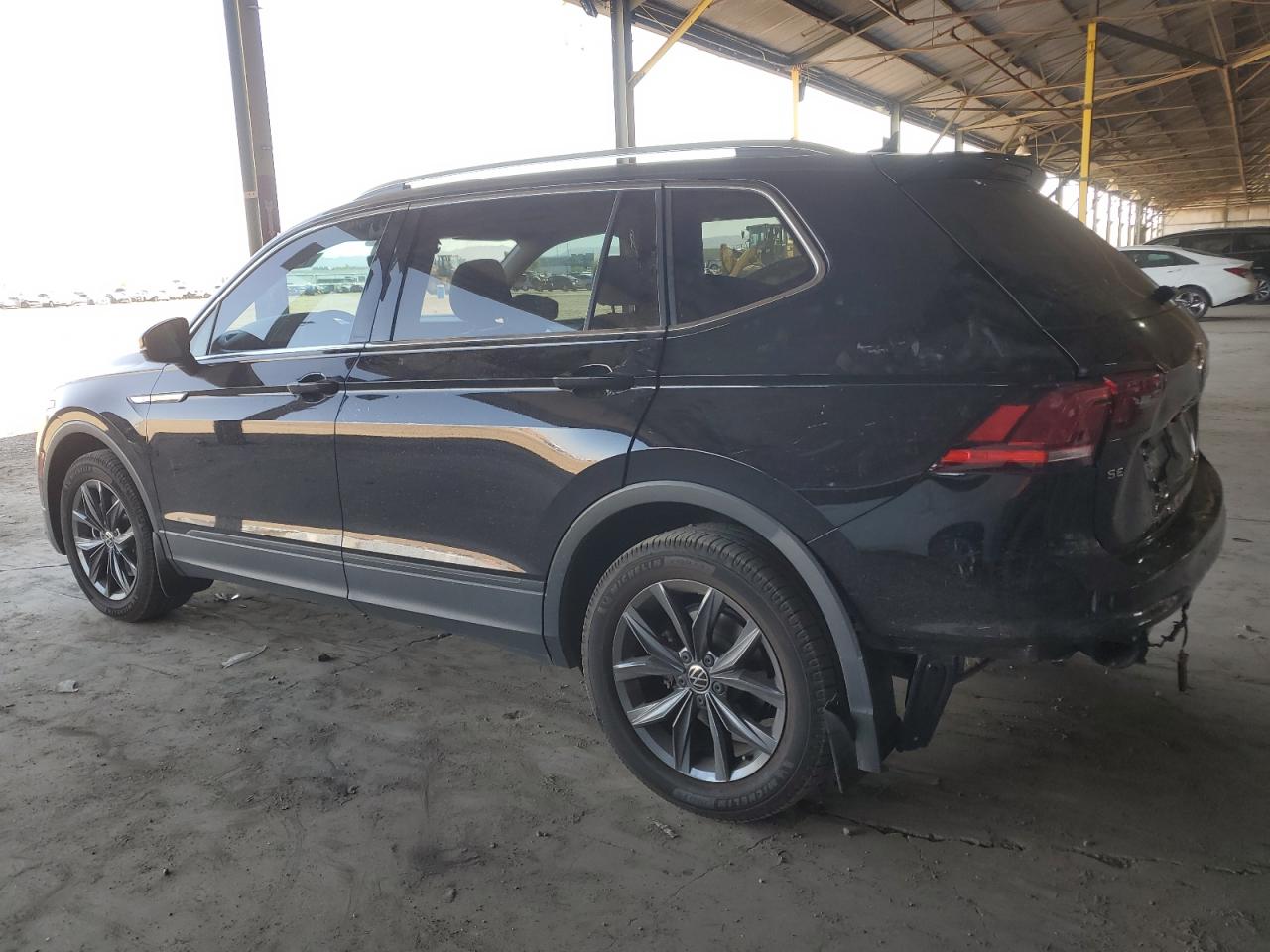 3VV3B7AXXNM057162 2022 Volkswagen Tiguan Se