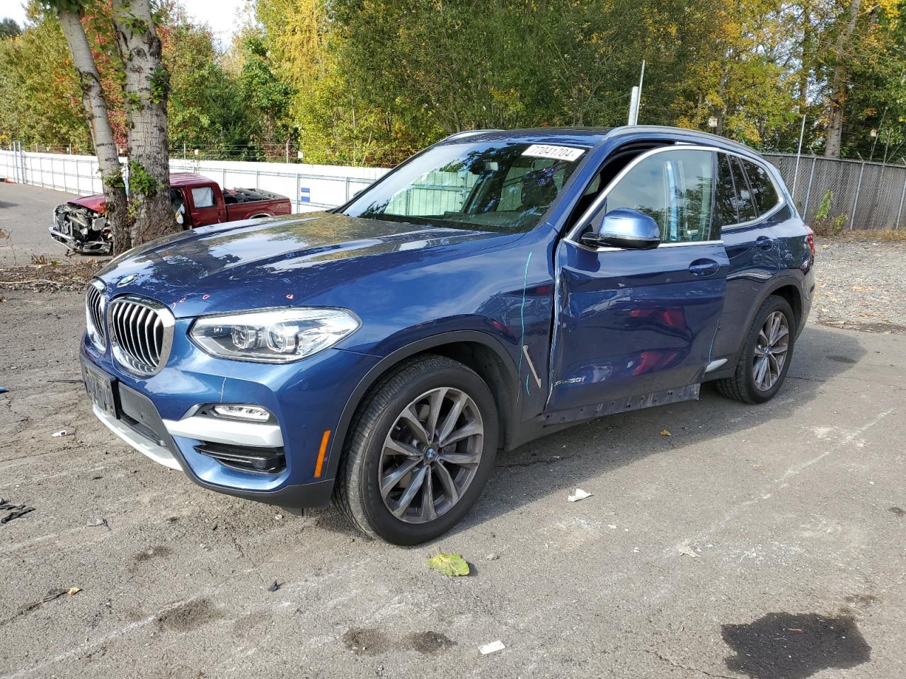 VIN 5UXTR9C52JLD57924 2018 BMW X3 no.1