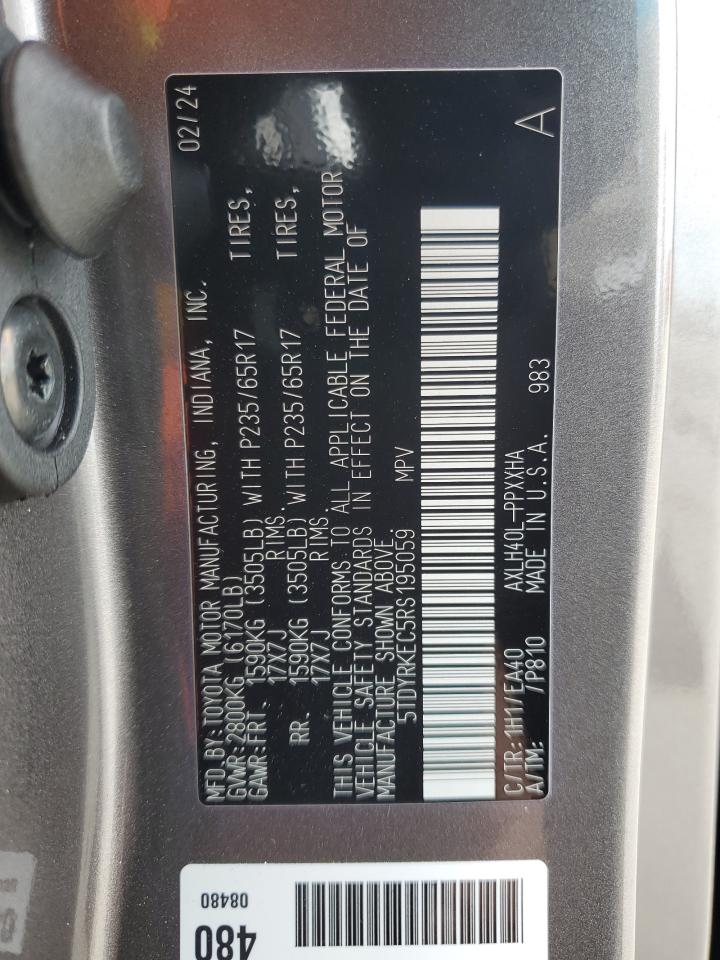 5TDYRKEC5RS195059 2024 Toyota Sienna Xle