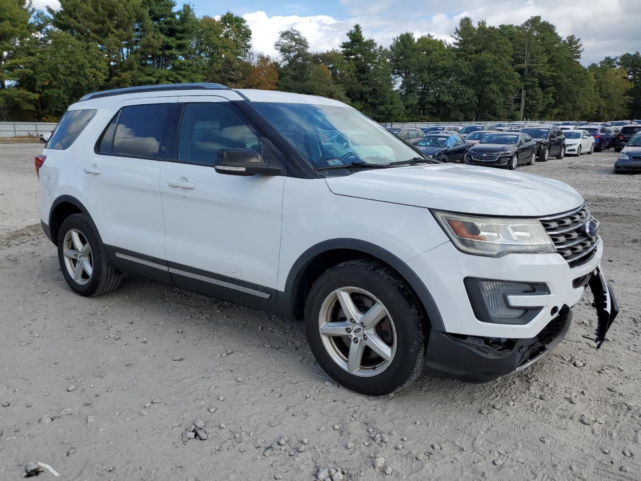 2016 Ford Explorer - Image 4