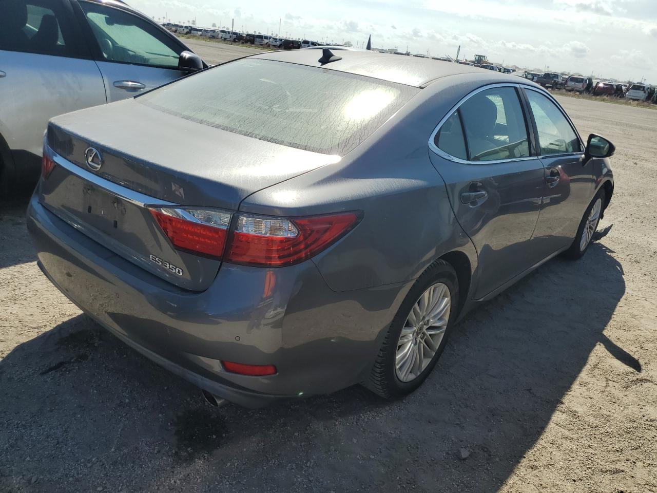 VIN JTHBK1GGXE2096368 2014 LEXUS ES350 no.3