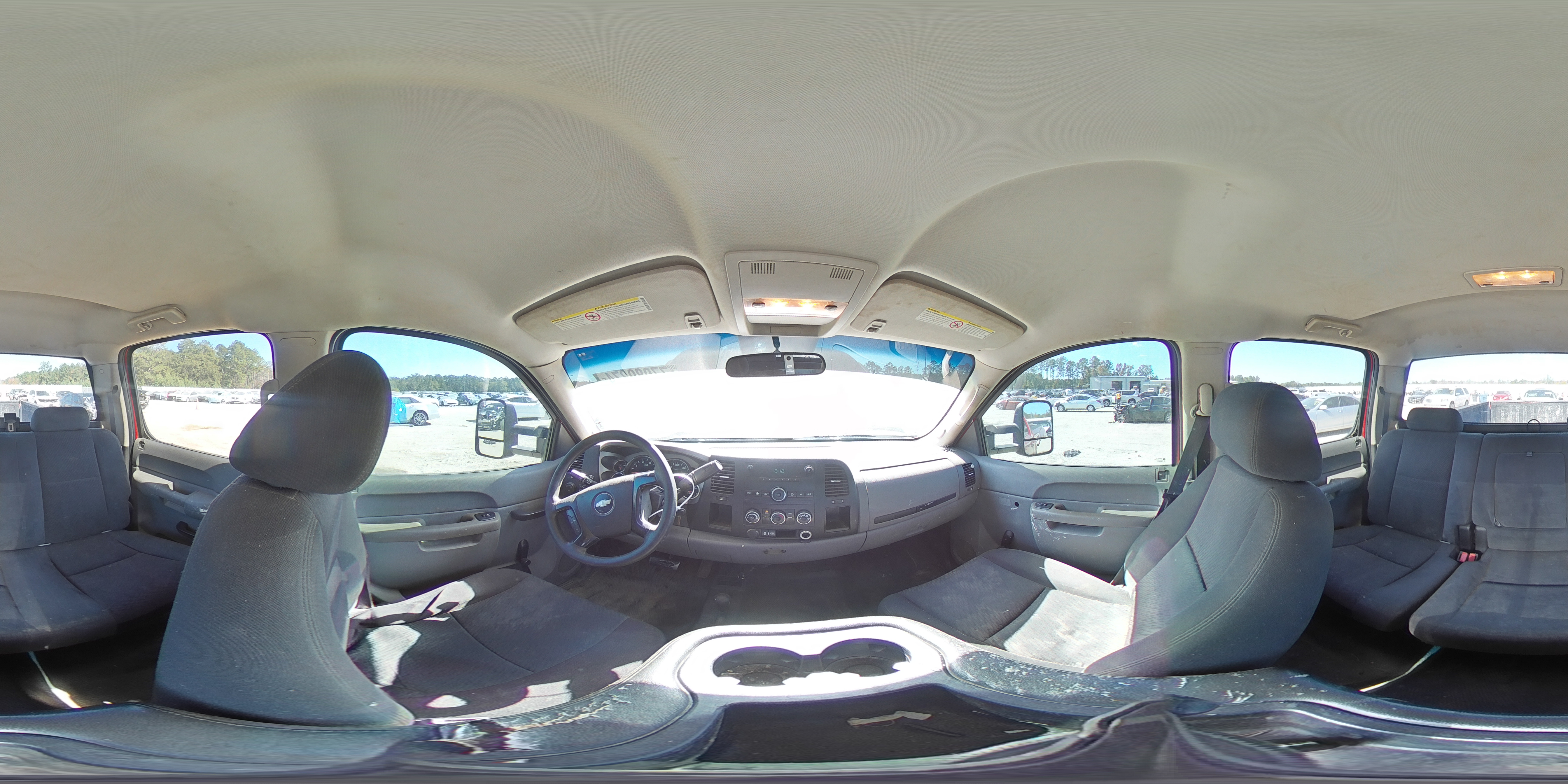 2013 Chevrolet Silverado - Image 13