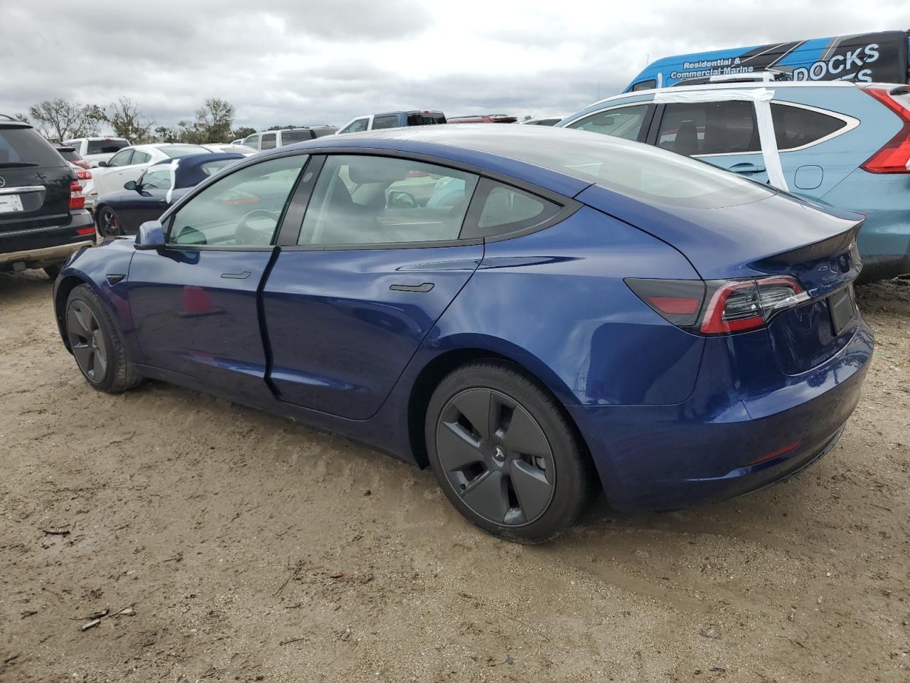 5YJ3E1EB5NF334399 2022 TESLA MODEL 3 - Image 2