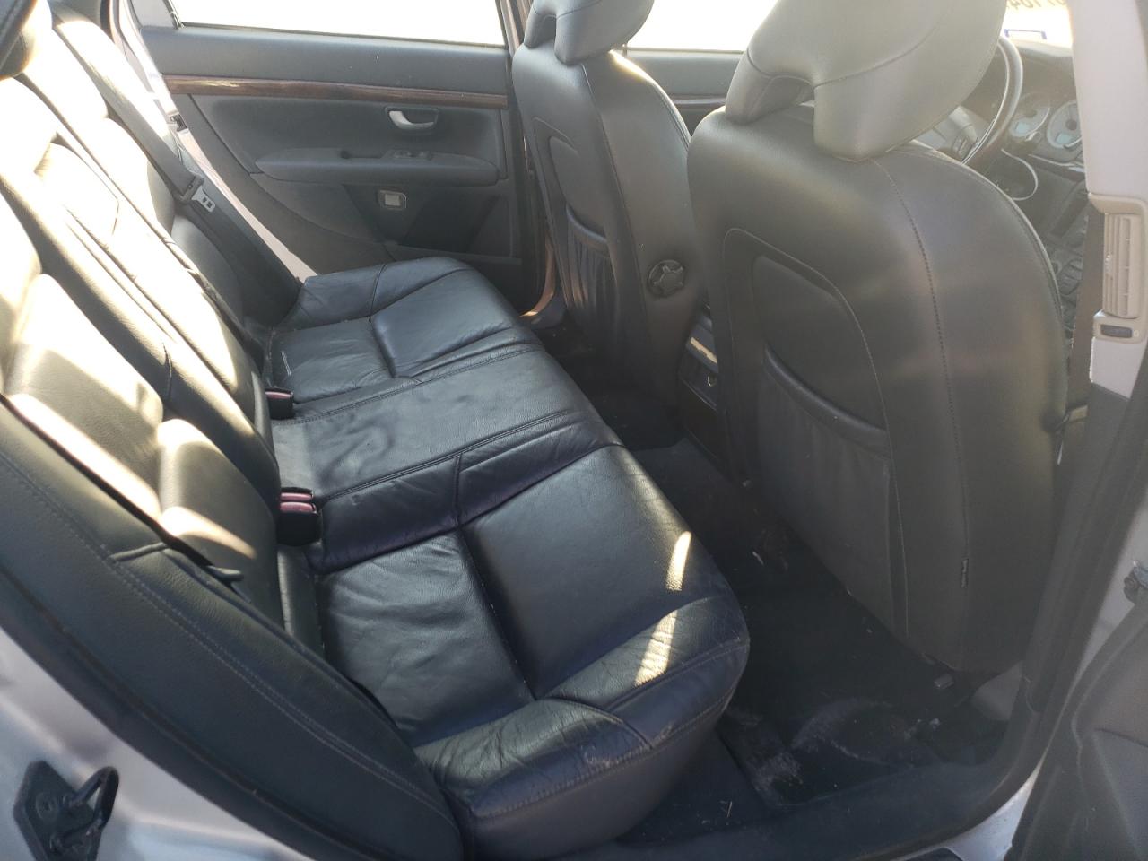 2006 Volvo S80 - Image 10