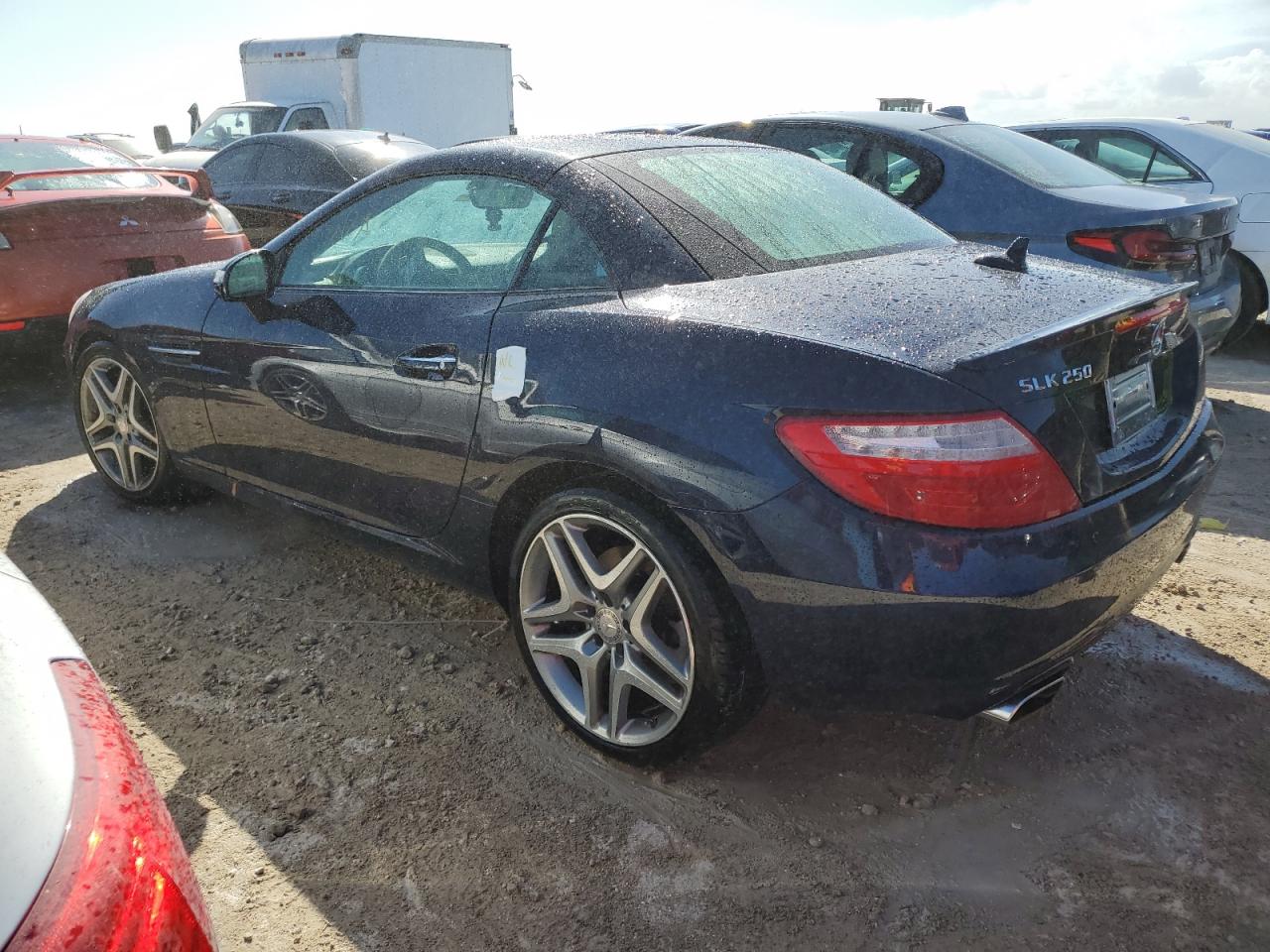 VIN WDDPK4HA0FF104707 2015 MERCEDES-BENZ SLK-CLASS no.2