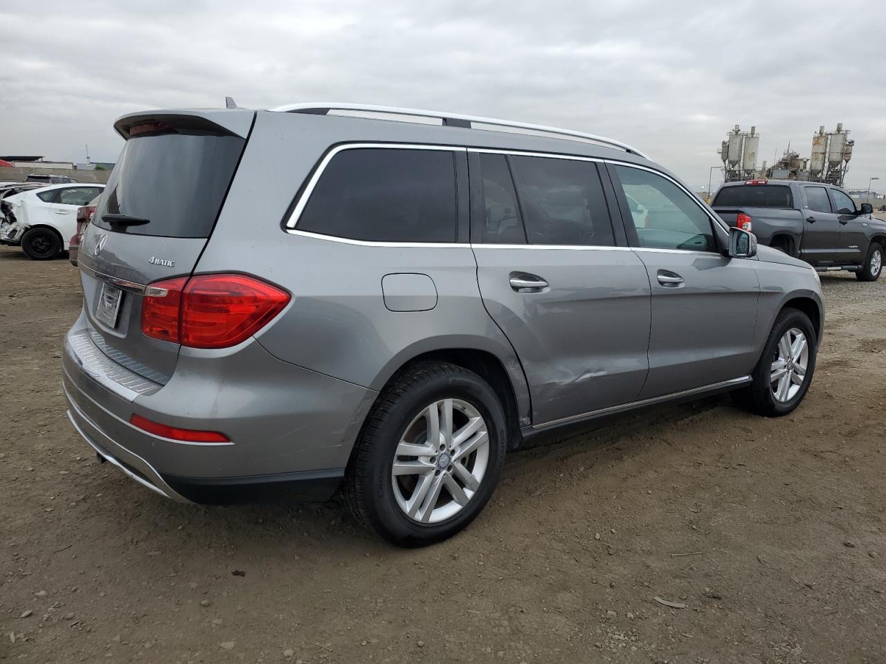 VIN 4JGDF6EE2FA472965 2015 MERCEDES-BENZ GL-CLASS no.3