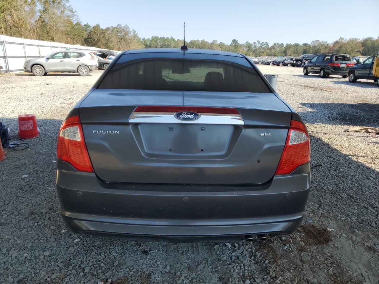 2010 Ford Fusion - Image 6