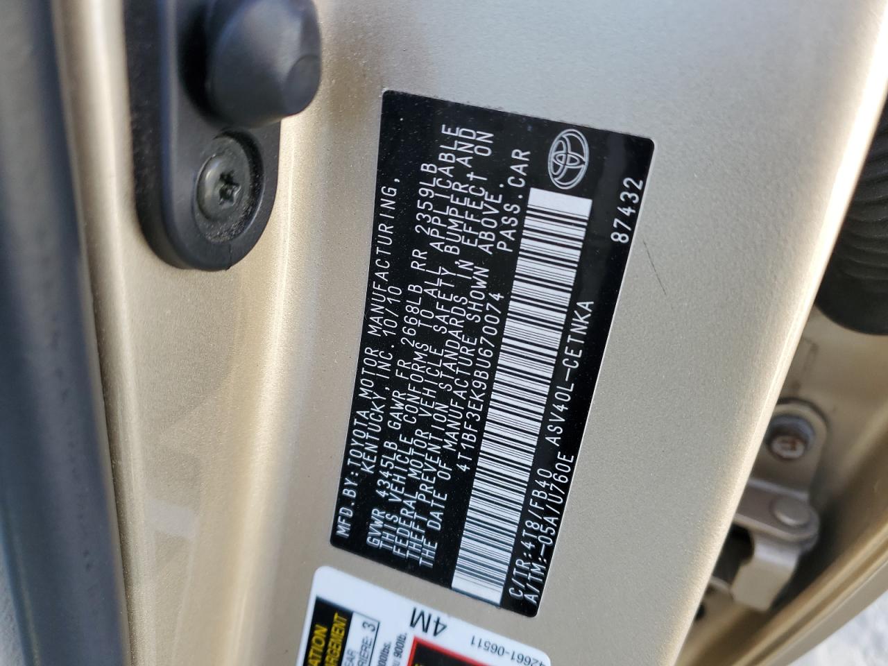 2011 Toyota Camry - Image 12