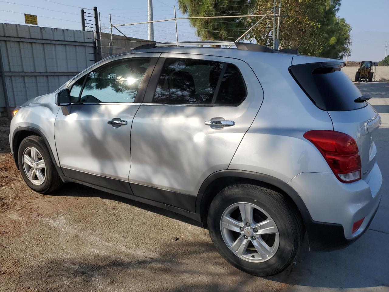 2019 Chevrolet Trax - Image 2