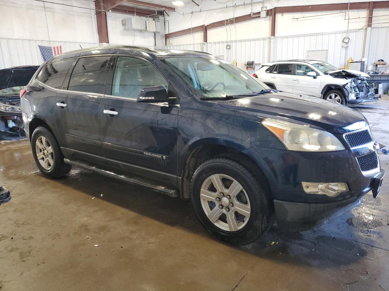 2009 Chevrolet Traverse - Image 4
