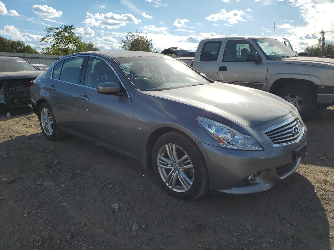 JN1CV6AR4FM524142 2015 Infiniti Q40