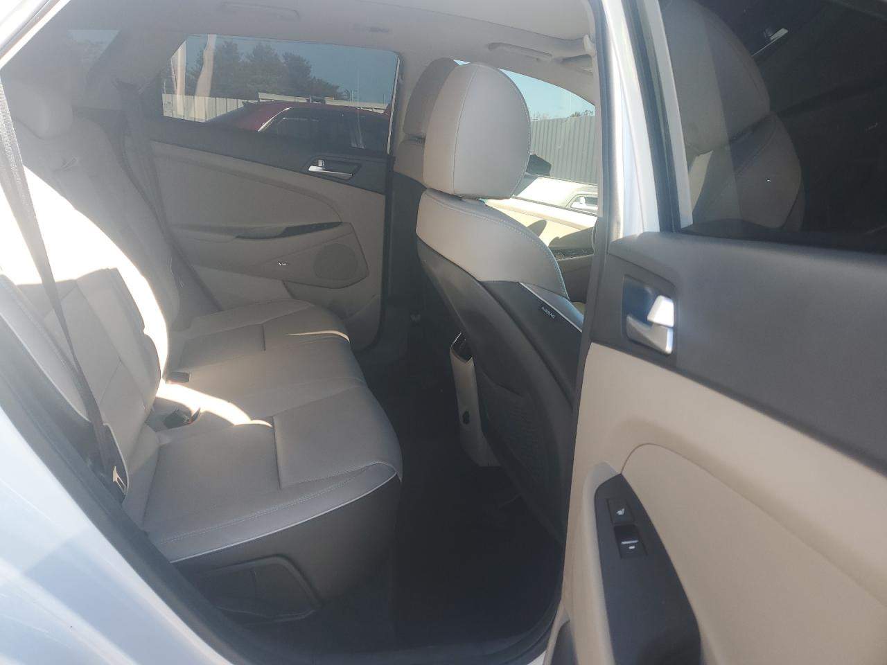 2019 Hyundai Tucson - Image 11