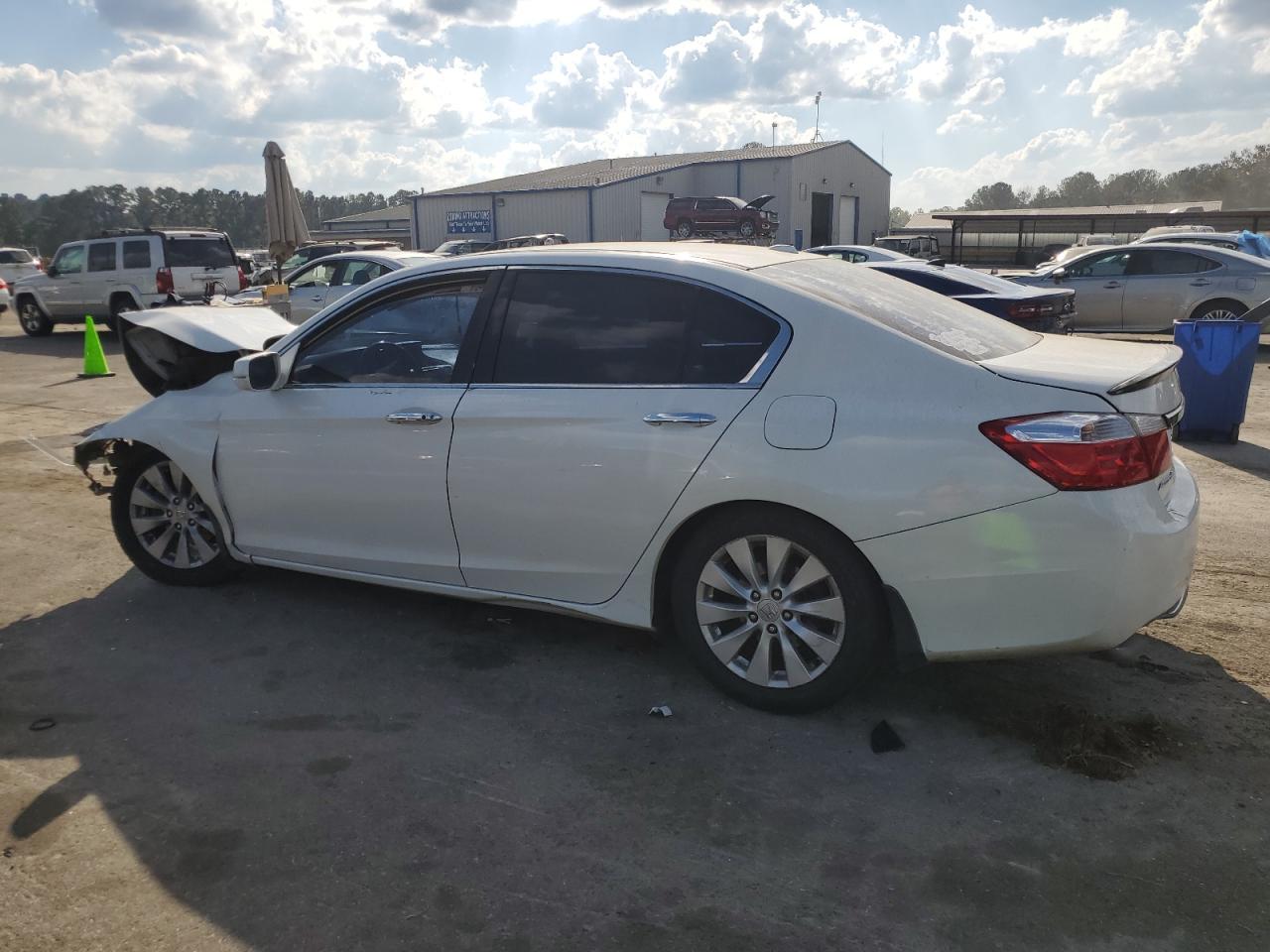 2015 Honda Accord - Image 2