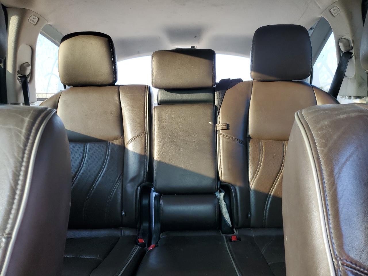 2017 Infiniti QX60 - Image 10