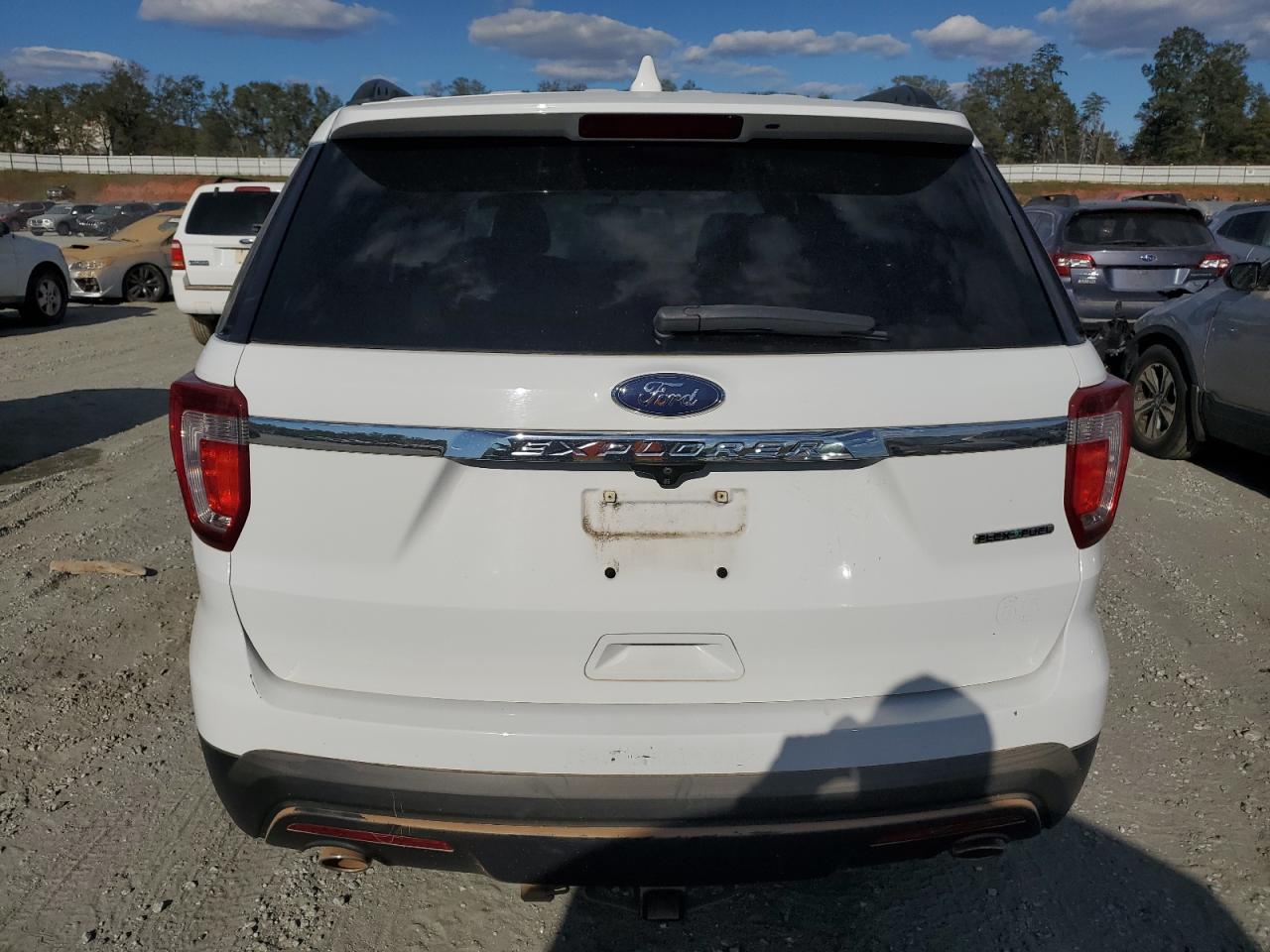 2016 Ford Explorer VIN: 1FM5K7B87GGC35729 Lot: 76137644