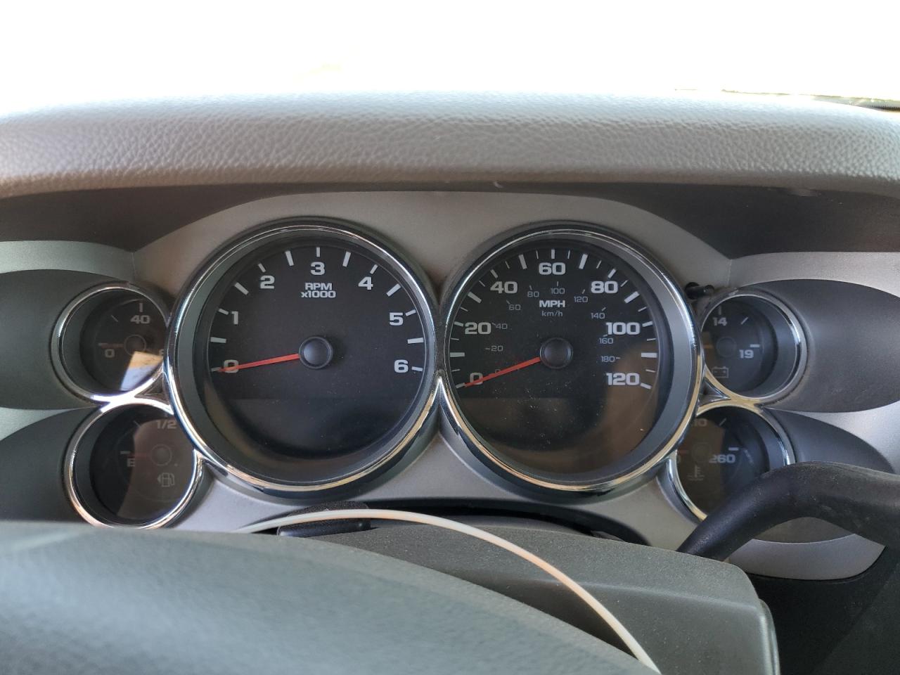2007 GMC Sierra - Image 9