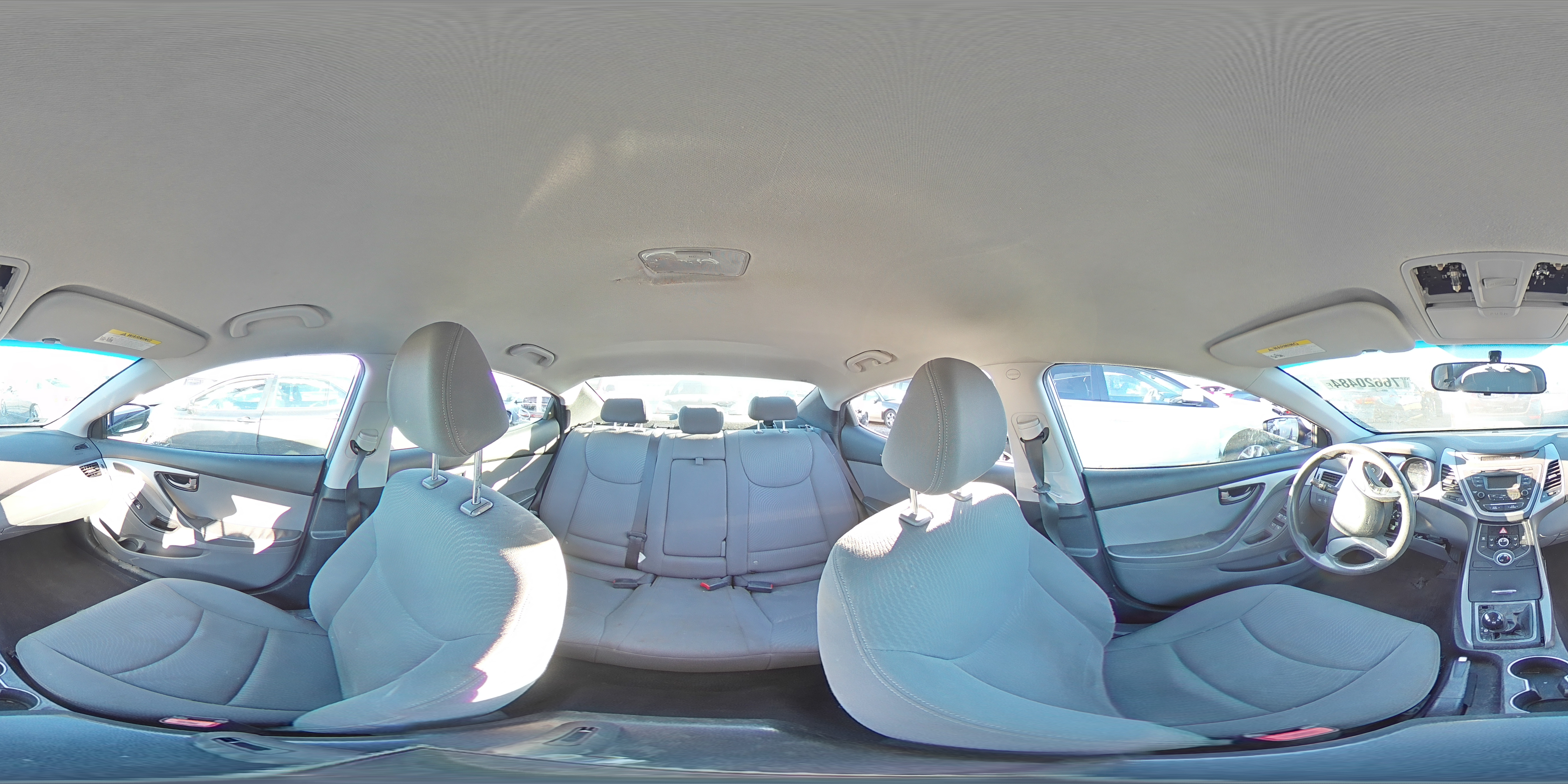 2014 Hyundai Elantra - Image 14
