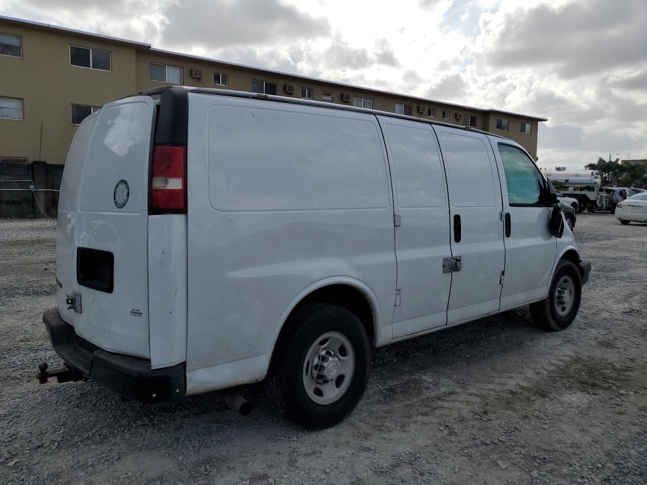 2017 Chevrolet Express G2500 VIN: 1GCWGAFF9H1192175 Lot: 78240194