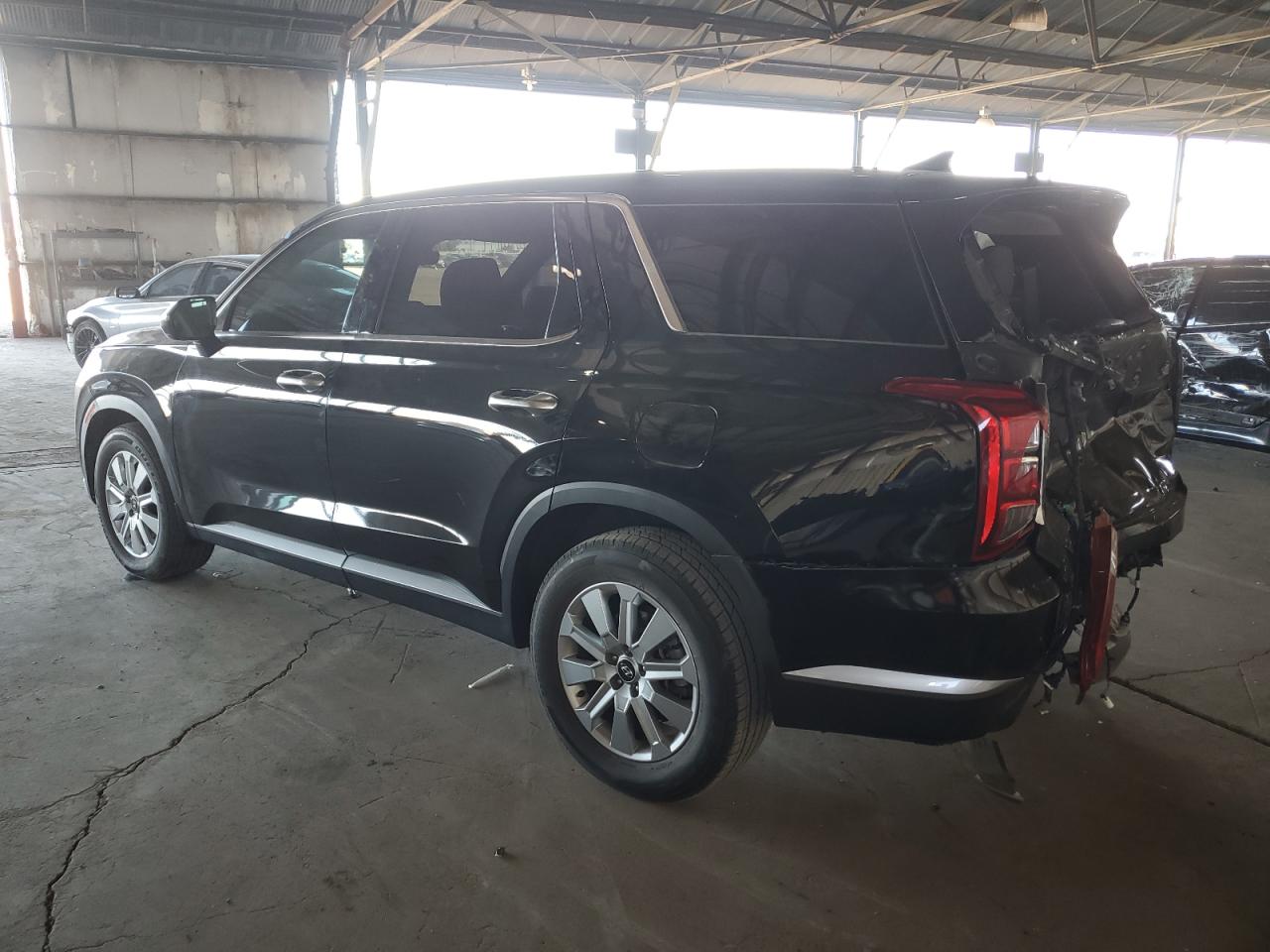 2023 Hyundai Palisade - Image 2