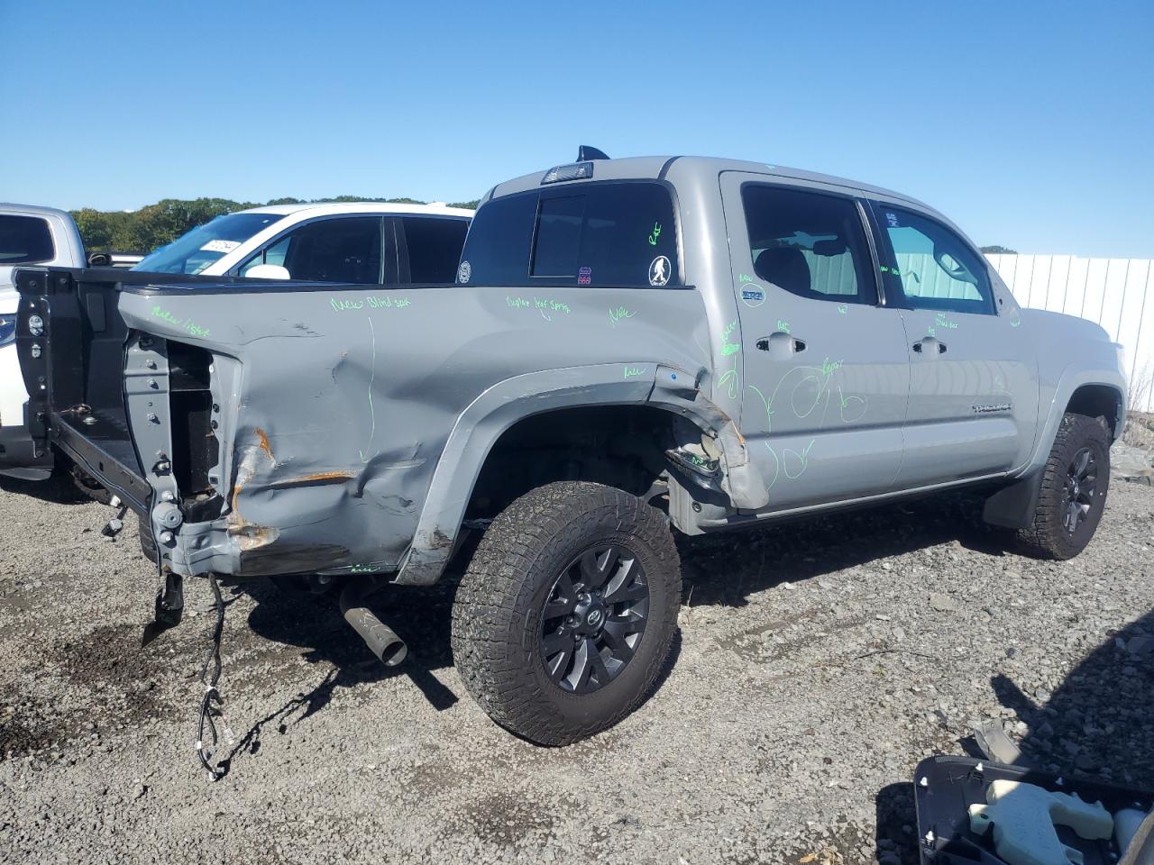 2021 Toyota Tacoma - Image 3