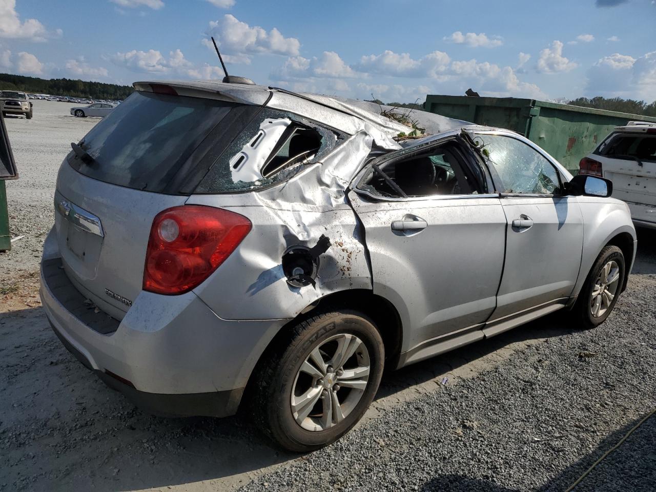 2015 Chevrolet Equinox - Image 3