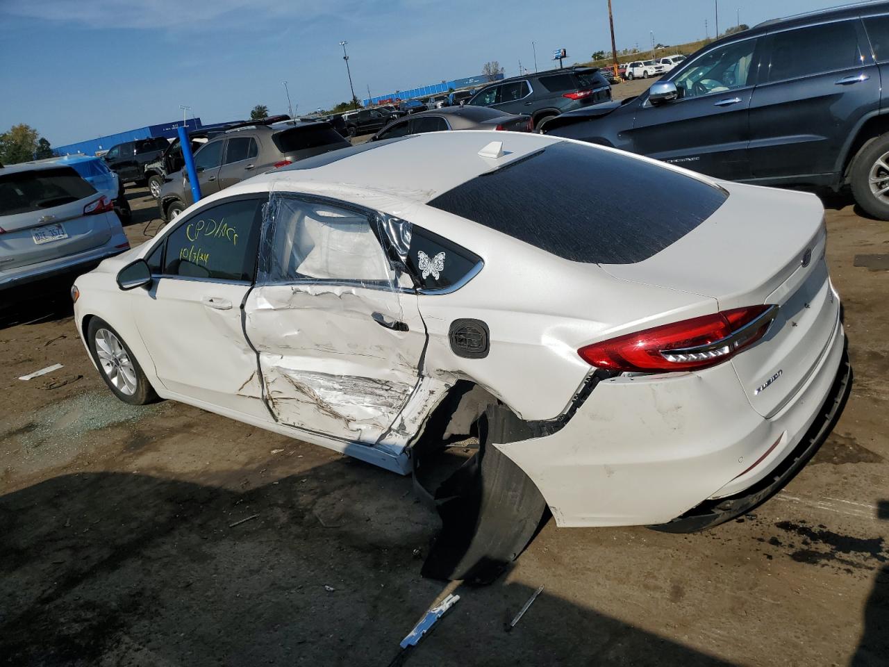 2020 Ford Fusion - Image 2