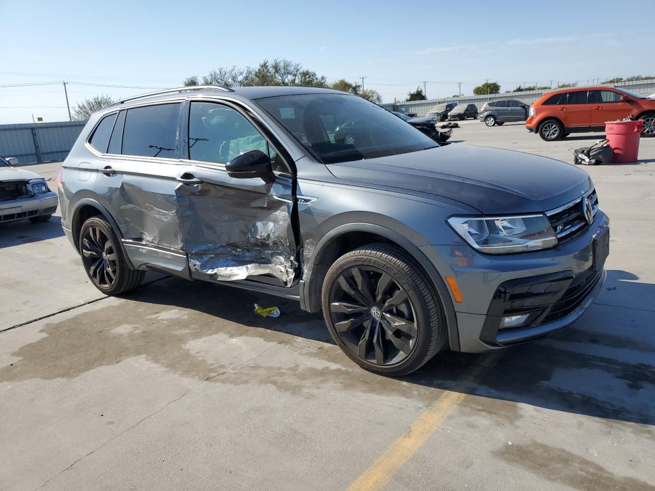 2021 Volkswagen Tiguan - Image 4